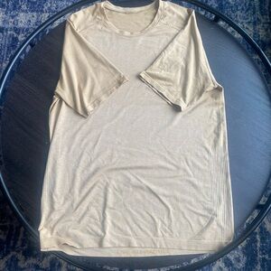 Lululemon Metal Vent SS
